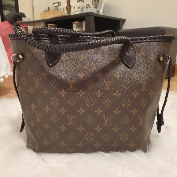 Louis Vuitton Neverfull MM - Picture 2 of 13
